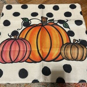 COPY - 👻 Pillow cover. 18 x 18 New! Zips open and closed measurements approxima…